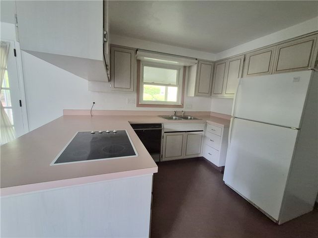 1247 Lakemont Drive, Mt Lebanon, PA 15243