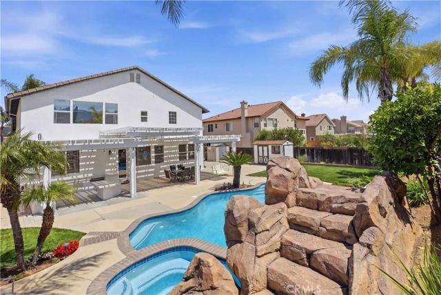 820 Mountain Shadows, Corona, CA 92881