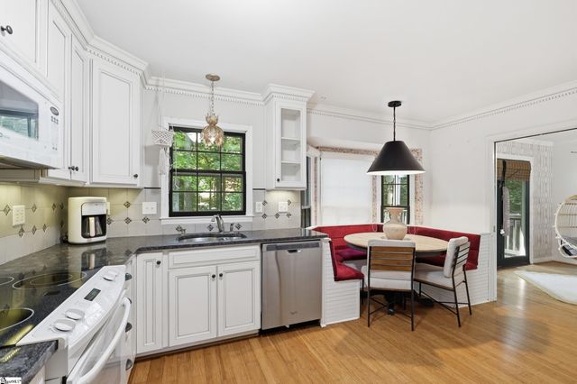 106 Buckingham Way, Taylors, SC 29687