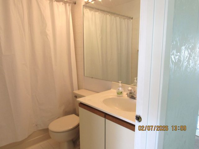 718 Sturnbridge Lane, Schaumburg, IL 60173