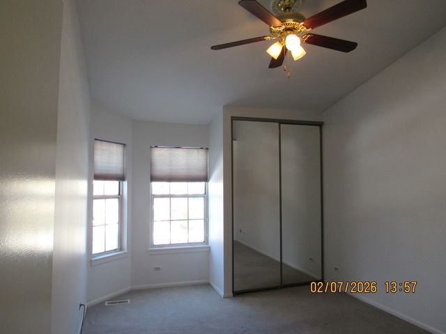 718 Sturnbridge Lane, Schaumburg, IL 60173