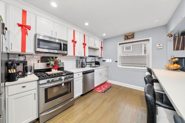 3426 S 60th Court, Cicero, IL 60804