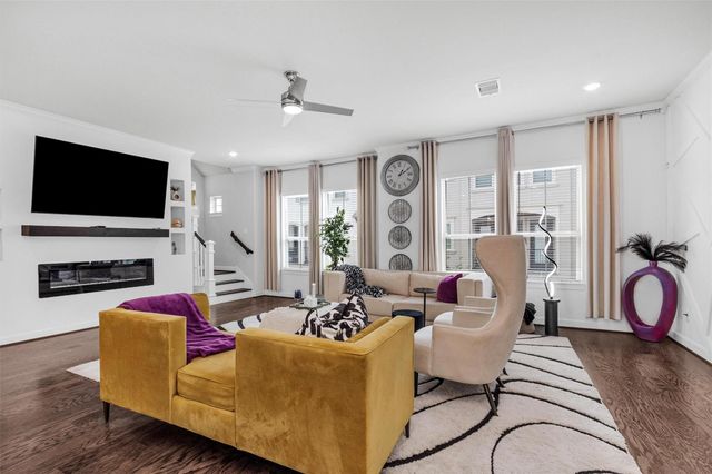 4008 Centre Glen Drive, Houston, TX 77043