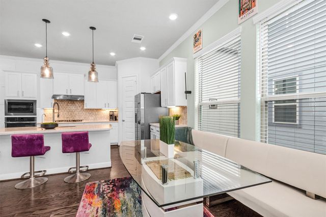 4008 Centre Glen Drive, Houston, TX 77043