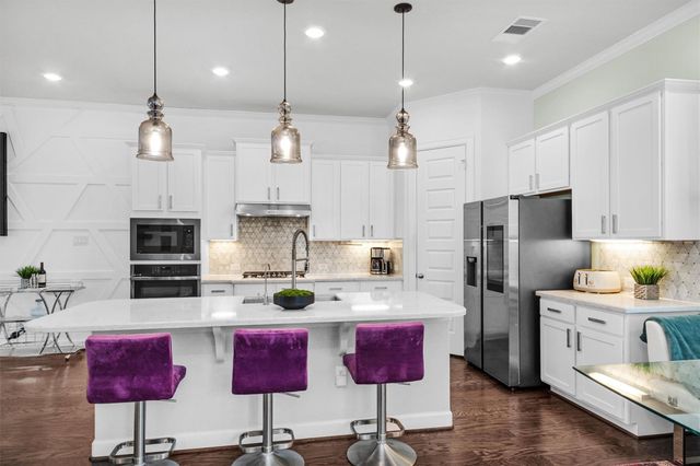 4008 Centre Glen Drive, Houston, TX 77043