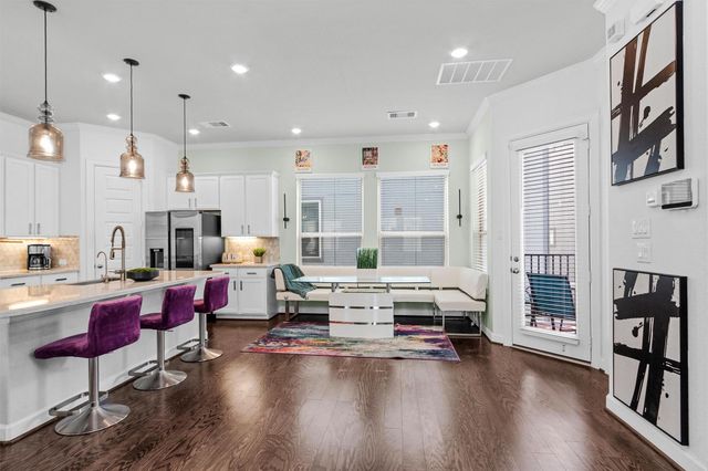 4008 Centre Glen Drive, Houston, TX 77043