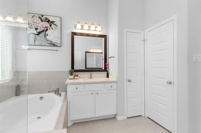 4008 Centre Glen Drive, Houston, TX 77043