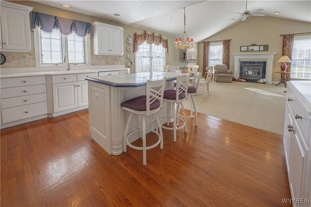 5426 Carleton Lake Drive, Lockport Town, NY 14094