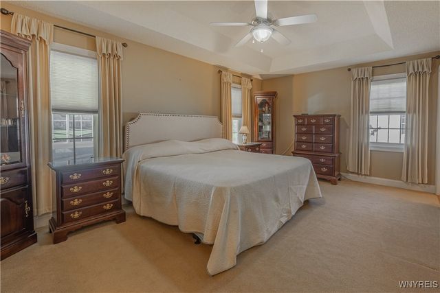 5426 Carleton Lake Drive, Lockport Town, NY 14094