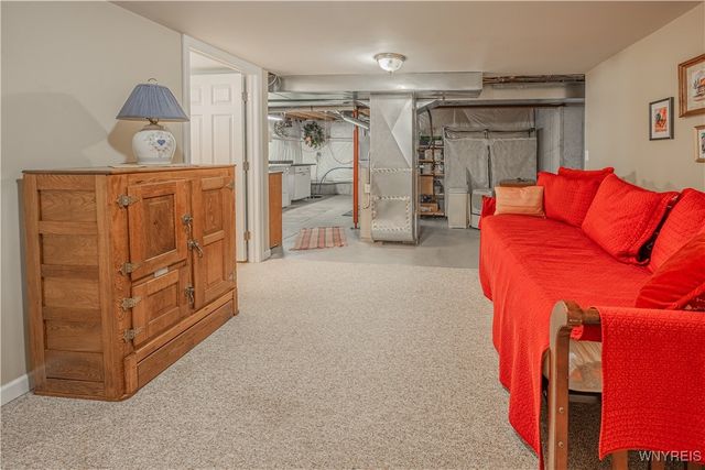 5426 Carleton Lake Drive, Lockport Town, NY 14094