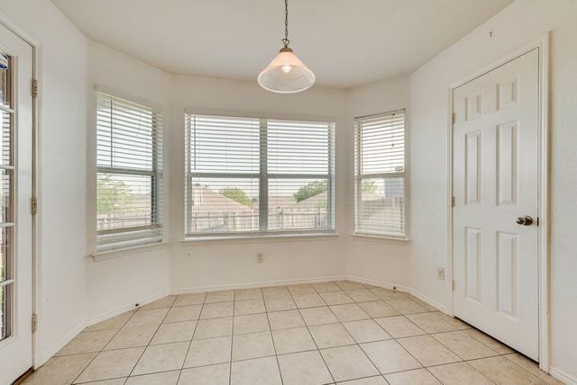 9320 Rhea Court, White Settlement, TX 76108