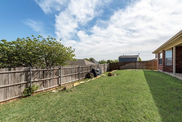 9320 Rhea Court, White Settlement, TX 76108