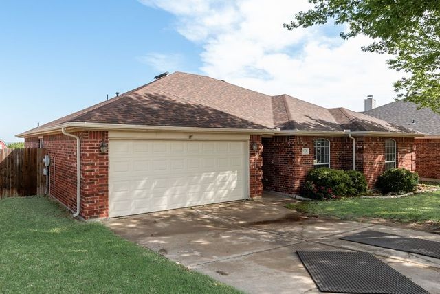 9320 Rhea Court, White Settlement, TX 76108