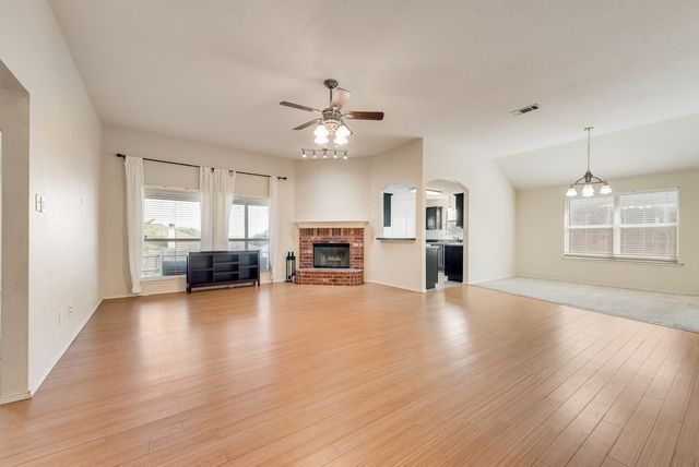 9320 Rhea Court, White Settlement, TX 76108