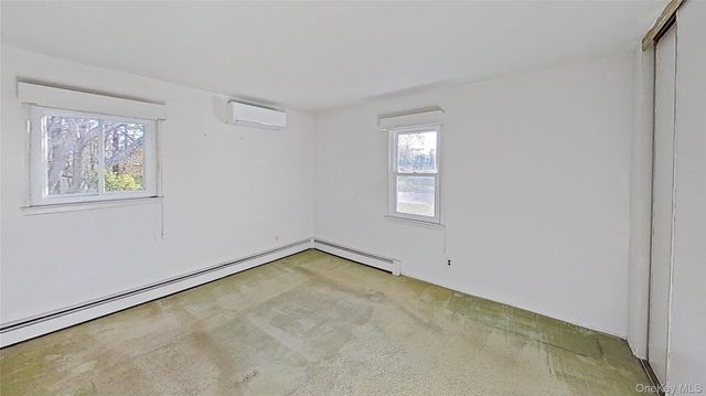 25 Hawthorne Street, Mount Sinai, NY 11766