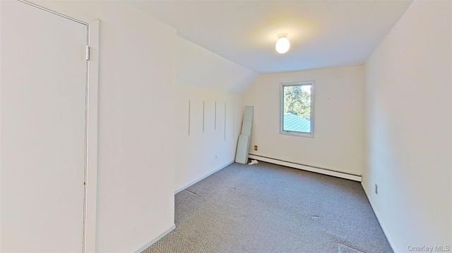 25 Hawthorne Street, Mount Sinai, NY 11766