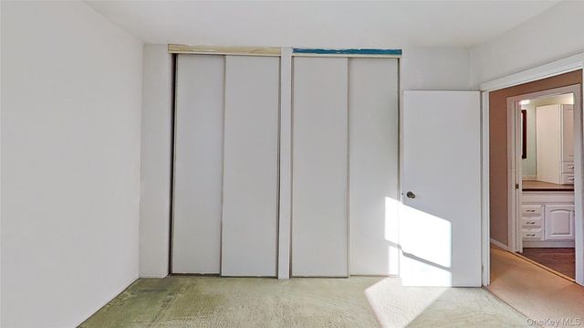 25 Hawthorne Street, Mount Sinai, NY 11766