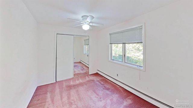 25 Hawthorne Street, Mount Sinai, NY 11766