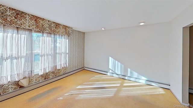 25 Hawthorne Street, Mount Sinai, NY 11766