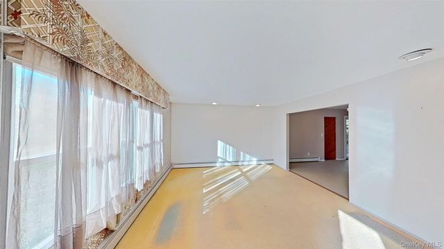 25 Hawthorne Street, Mount Sinai, NY 11766