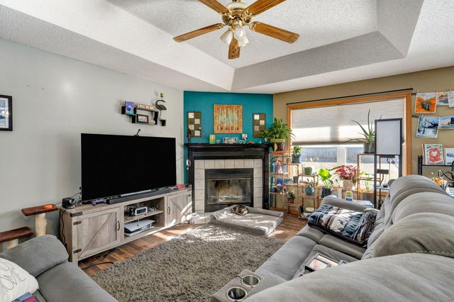 3864 W Overland Street, Springfield, MO 65807