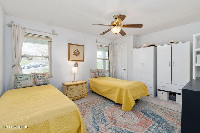 7604 Berkshire Blvd, Powell, TN 37849