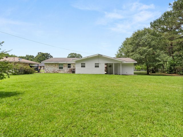 113 Azalea Ave, Deridder, LA 70634