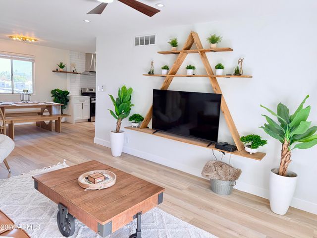 7625 E CAMELBACK Road B414, Scottsdale, AZ 85251