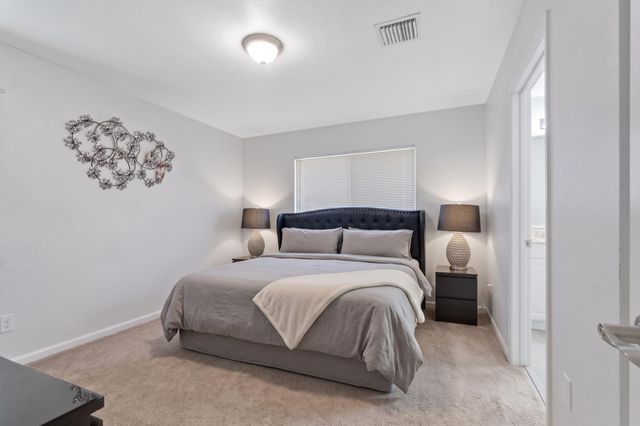 2022 ISLAND Drive, Riviera Beach, FL 33404