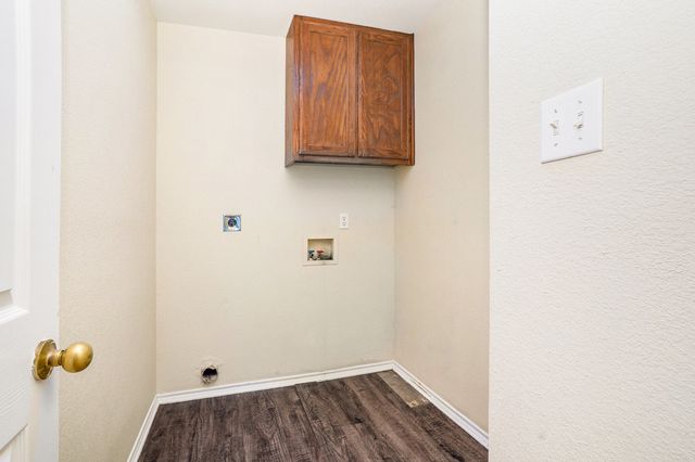 609 Whitefish Drive, Cleburne, TX 76033