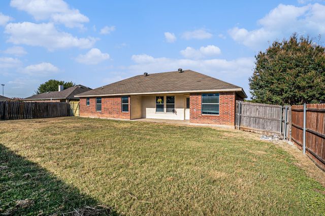 609 Whitefish Drive, Cleburne, TX 76033