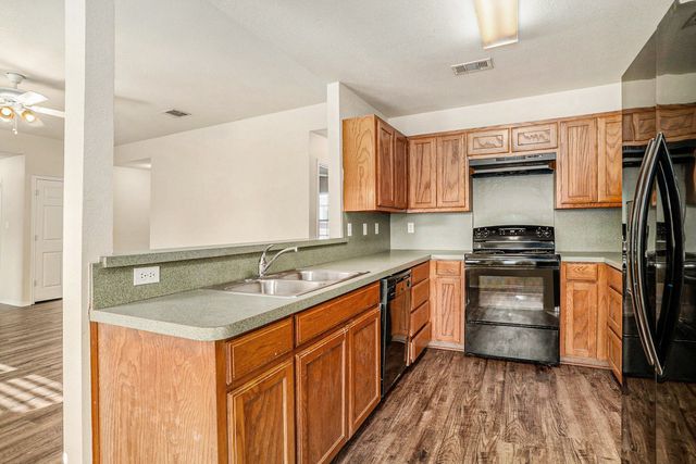 609 Whitefish Drive, Cleburne, TX 76033