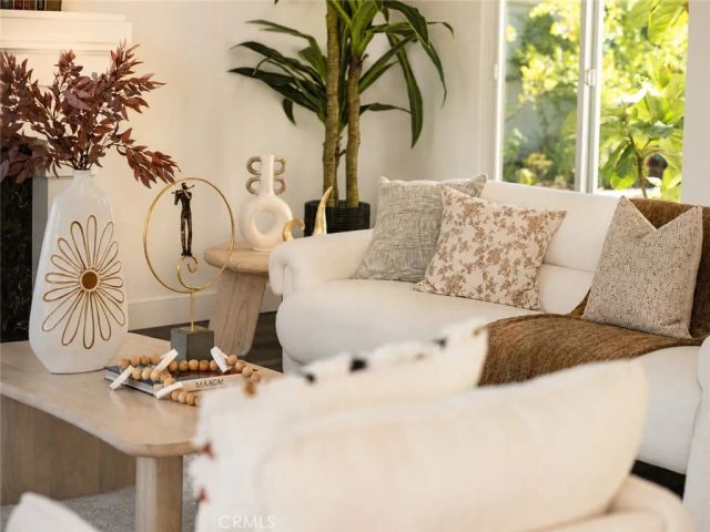 9 Olympus, Irvine, CA 92603
