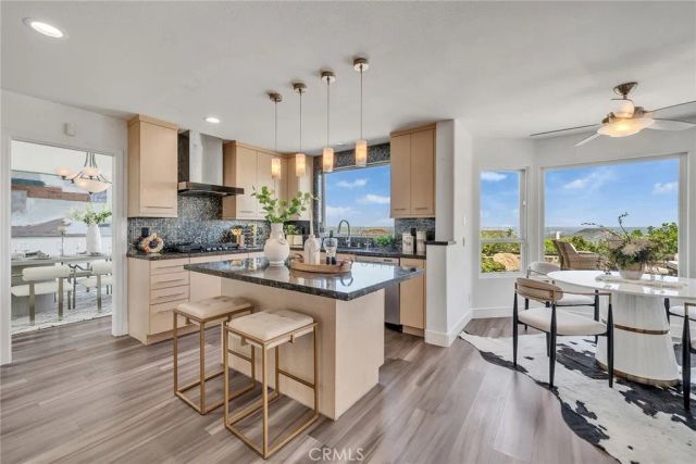 9 Olympus, Irvine, CA 92603