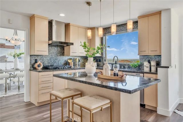 9 Olympus, Irvine, CA 92603