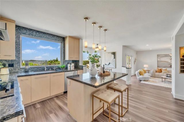 9 Olympus, Irvine, CA 92603