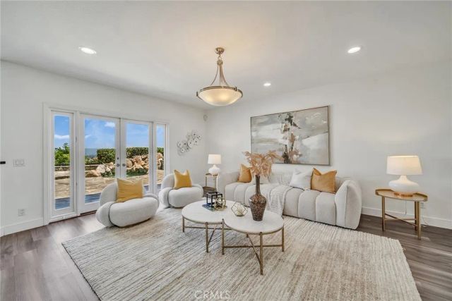 9 Olympus, Irvine, CA 92603