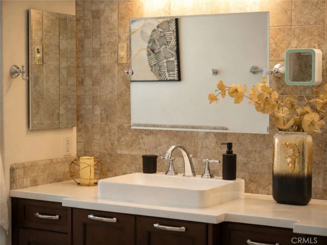 9 Olympus, Irvine, CA 92603