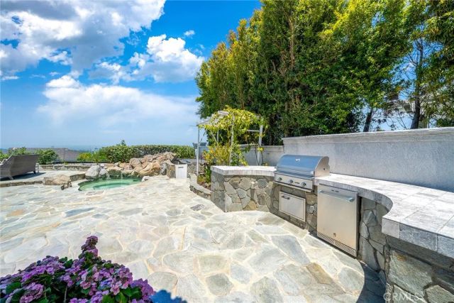 9 Olympus, Irvine, CA 92603