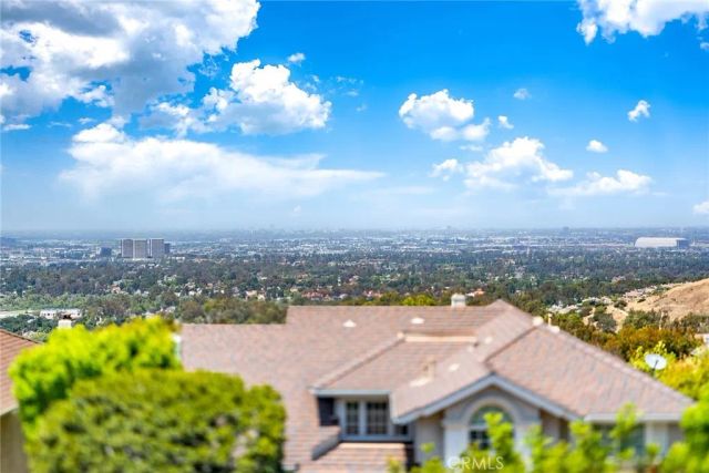 9 Olympus, Irvine, CA 92603