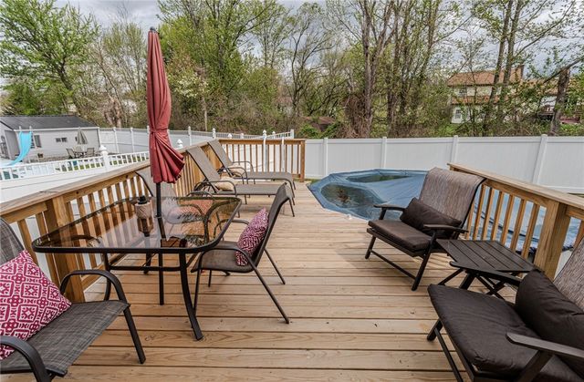 115 General Dr, North Union Twp, PA 15401