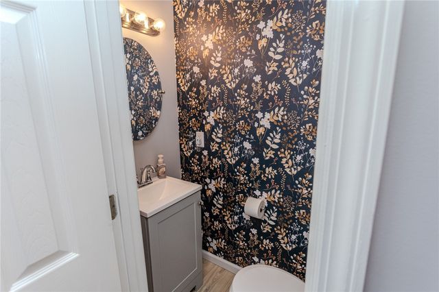 115 General Dr, North Union Twp, PA 15401