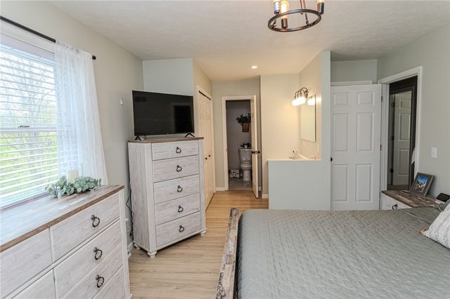 115 General Dr, North Union Twp, PA 15401