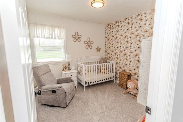 115 General Dr, North Union Twp, PA 15401