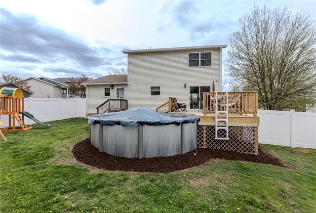 115 General Dr, North Union Twp, PA 15401