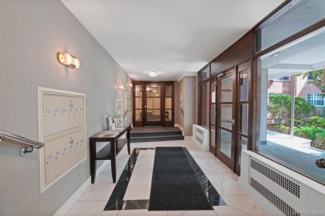 235 Garth Road E1G, Scarsdale, NY 10583