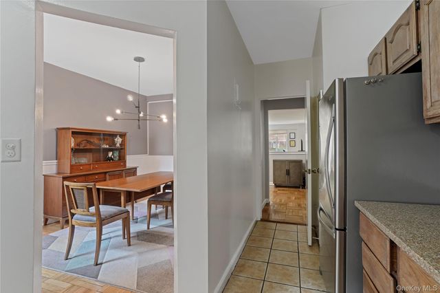 235 Garth Road E1G, Scarsdale, NY 10583