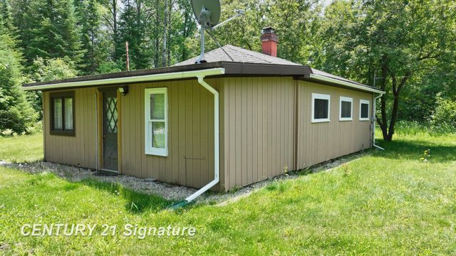 6002 Wildwood Drive, Alger, MI 48610