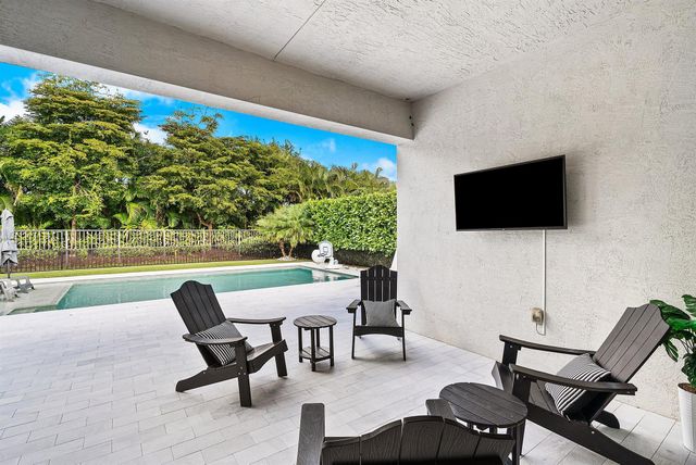 7873 Wildflower Shores Drive, Delray Beach, FL 33446