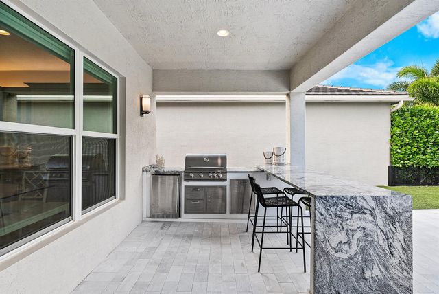 7873 Wildflower Shores Drive, Delray Beach, FL 33446